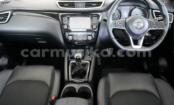 Acheter Occasion Voiture Nissan Qashqai Blanc à Beitbridge, Matabeleland South Acheter Occasion Voiture Nissan Qashqai Blanc à Beitbridge, Matabeleland South