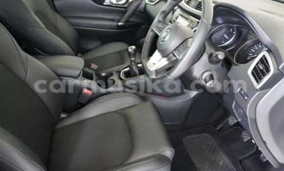 Acheter Occasion Voiture Nissan Qashqai Blanc à Beitbridge, Matabeleland South Acheter Occasion Voiture Nissan Qashqai Blanc à Beitbridge, Matabeleland South