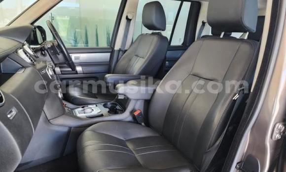 Acheter Occasion Voiture Land Rover Discovery Sport Gris à Beitbridge, Matabeleland South Acheter Occasion Voiture Land Rover Discovery Sport Gris à Beitbridge, Matabeleland South
