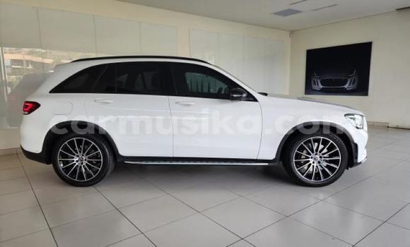 Nunua Ilio tumika Mercedes‒Benz GL-klasse AMG Nyeupe Gari ndani ya Beitbridge nchini Matabeleland Kusini