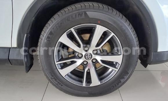 Acheter Occasion Voiture Toyota Rush Blanc à Beitbridge, Matabeleland South Acheter Occasion Voiture Toyota Rush Blanc à Beitbridge, Matabeleland South