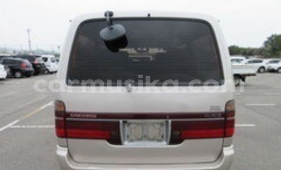 Acheter Occasion Voiture Toyota Hiace Autre à Beitbridge, Matabeleland South Acheter Occasion Voiture Toyota Hiace Autre à Beitbridge, Matabeleland South
