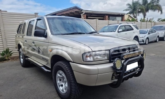 Tenga Tsaru Mazda B–series Sirivha Mota in Beitbridge in Matabeleland South Tenga Tsaru Mazda B–series Sirivha Mota in Beitbridge in Matabeleland South