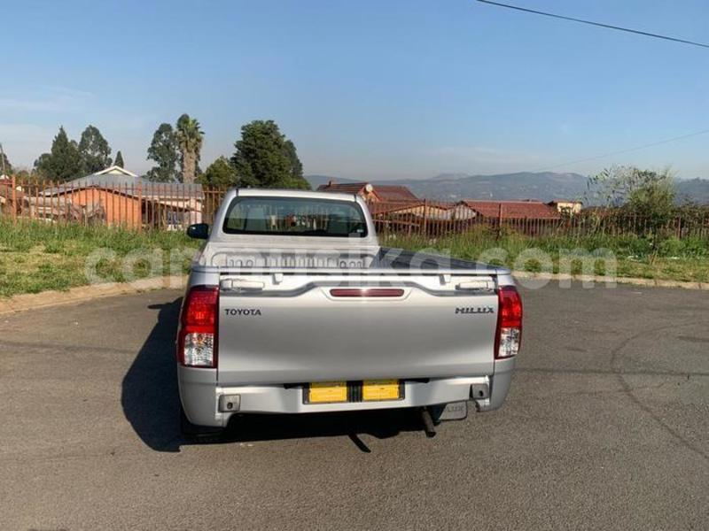 Big with watermark toyota hilux matabeleland south beitbridge 33018