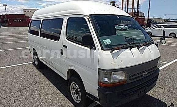 Buy Used Toyota Hilux White Car in Beitbridge in Matabeleland South Buy Used Toyota Hilux White Car in Beitbridge in Matabeleland South