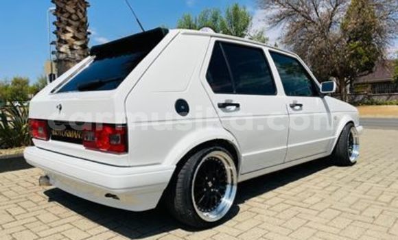 Tenga Tsaru Volkswagen Golf Chena Mota in Beitbridge in Matabeleland South Tenga Tsaru Volkswagen Golf Chena Mota in Beitbridge in Matabeleland South
