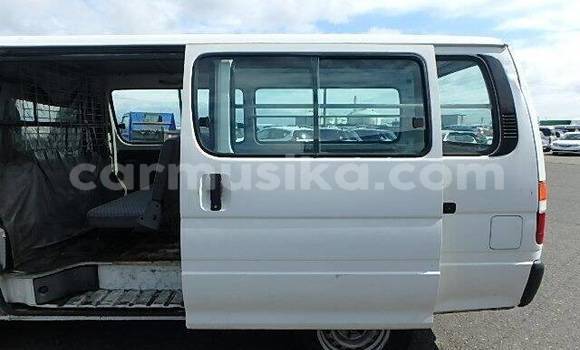 Acheter Occasion Voiture Toyota Hiace Blanc à Beitbridge, Matabeleland South Acheter Occasion Voiture Toyota Hiace Blanc à Beitbridge, Matabeleland South