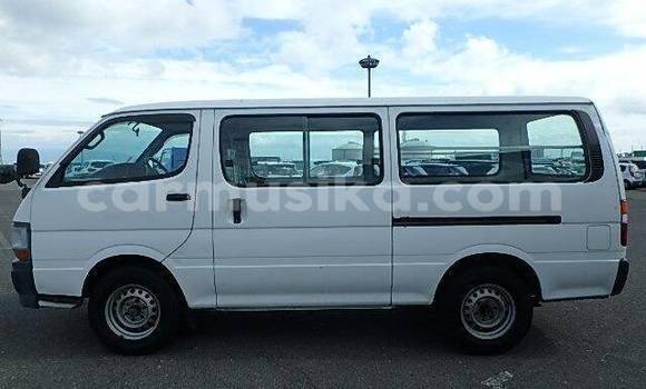 Acheter Occasion Voiture Toyota Hiace Blanc à Beitbridge, Matabeleland South Acheter Occasion Voiture Toyota Hiace Blanc à Beitbridge, Matabeleland South
