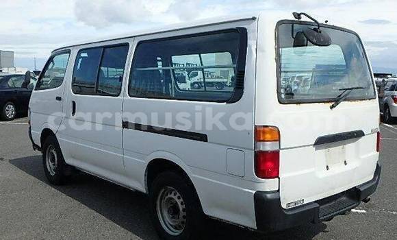 Acheter Occasion Voiture Toyota Hiace Blanc à Beitbridge, Matabeleland South Acheter Occasion Voiture Toyota Hiace Blanc à Beitbridge, Matabeleland South