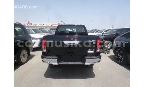 Tenga Imported Toyota Hilux Nhema Mota in Import - Dubai in Harare Tenga Imported Toyota Hilux Nhema Mota in Import - Dubai in Harare