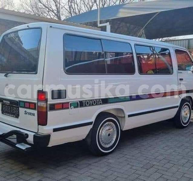 Big with watermark toyota hiace matabeleland south beitbridge 33028