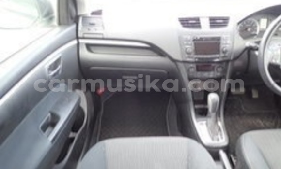 Acheter Occasion Voiture Suzuki Swift Blanc à Beitbridge, Matabeleland South Acheter Occasion Voiture Suzuki Swift Blanc à Beitbridge, Matabeleland South