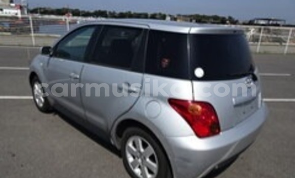 Nunua Ilio tumika Toyota IST Fedha Gari ndani ya Beitbridge nchini Matabeleland Kusini Nunua Ilio tumika Toyota IST Fedha Gari ndani ya Beitbridge nchini Matabeleland Kusini