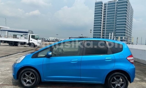 Acheter Occasion Voiture Honda Fit Bleu à Beitbridge, Matabeleland South Acheter Occasion Voiture Honda Fit Bleu à Beitbridge, Matabeleland South