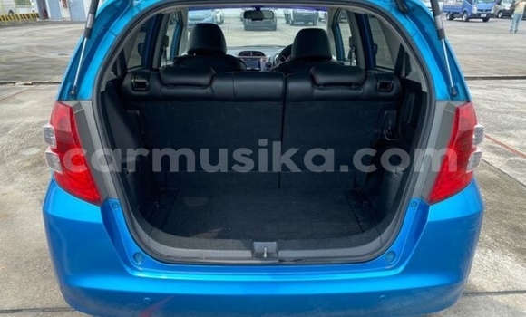 Acheter Occasion Voiture Honda Fit Bleu à Beitbridge, Matabeleland South Acheter Occasion Voiture Honda Fit Bleu à Beitbridge, Matabeleland South