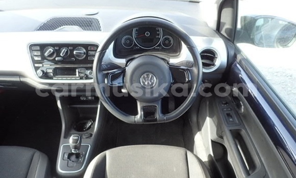 Acheter Occasion Voiture Volkswagen up! Bleu à Beitbridge, Matabeleland South Acheter Occasion Voiture Volkswagen up! Bleu à Beitbridge, Matabeleland South