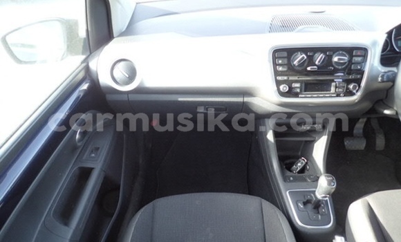 Acheter Occasion Voiture Volkswagen up! Bleu à Beitbridge, Matabeleland South Acheter Occasion Voiture Volkswagen up! Bleu à Beitbridge, Matabeleland South