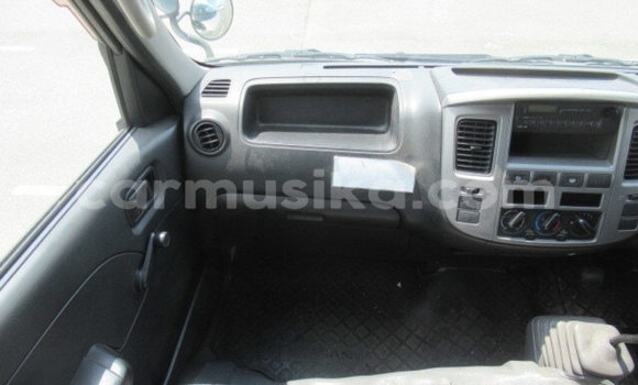 Buy Used Nissan Caravan Beige Car in Beitbridge in Matabeleland South Buy Used Nissan Caravan Beige Car in Beitbridge in Matabeleland South