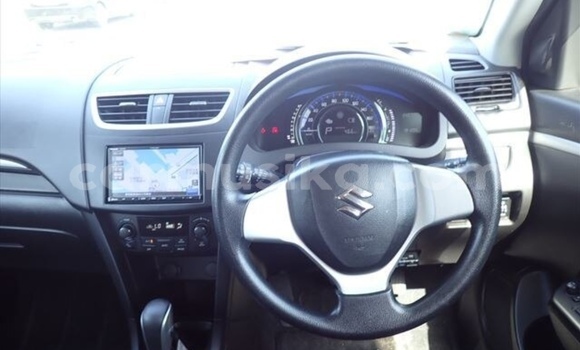 Acheter Occasion Voiture Suzuki Swift Gris à Beitbridge, Matabeleland South Acheter Occasion Voiture Suzuki Swift Gris à Beitbridge, Matabeleland South
