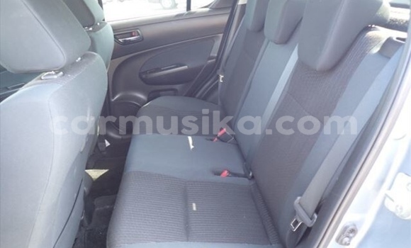 Acheter Occasion Voiture Suzuki Swift Gris à Beitbridge, Matabeleland South Acheter Occasion Voiture Suzuki Swift Gris à Beitbridge, Matabeleland South