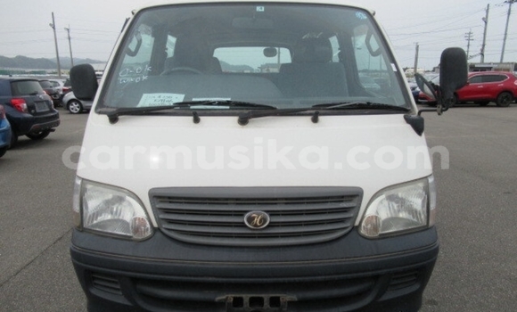 Tenga Tsaru Toyota Hiace Chena Mota in Beitbridge in Matabeleland South Tenga Tsaru Toyota Hiace Chena Mota in Beitbridge in Matabeleland South