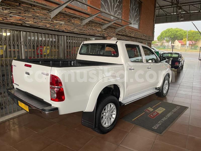 Big with watermark toyota hilux matabeleland south beitbridge 33037