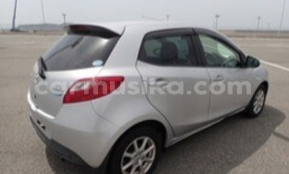 Nunua Ilio tumika Mazda 2 Kijani Gari ndani ya Beitbridge nchini Matabeleland Kusini Nunua Ilio tumika Mazda 2 Kijani Gari ndani ya Beitbridge nchini Matabeleland Kusini