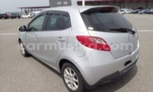 Nunua Ilio tumika Mazda 2 Kijani Gari ndani ya Beitbridge nchini Matabeleland Kusini Nunua Ilio tumika Mazda 2 Kijani Gari ndani ya Beitbridge nchini Matabeleland Kusini