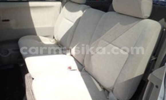 Acheter Occasion Voiture Toyota Noah Blanc à Beitbridge, Matabeleland South Acheter Occasion Voiture Toyota Noah Blanc à Beitbridge, Matabeleland South