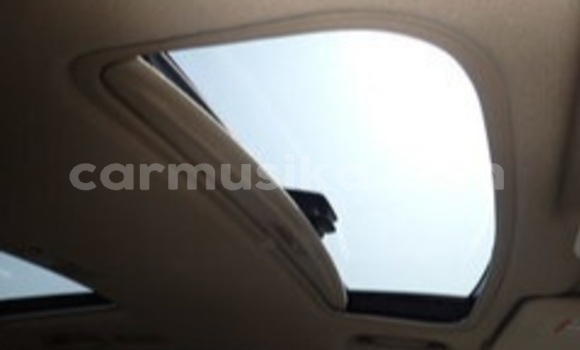 Acheter Occasion Voiture Toyota Noah Blanc à Beitbridge, Matabeleland South Acheter Occasion Voiture Toyota Noah Blanc à Beitbridge, Matabeleland South