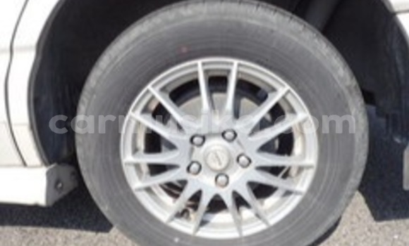 Acheter Occasion Voiture Toyota Noah Blanc à Beitbridge, Matabeleland South Acheter Occasion Voiture Toyota Noah Blanc à Beitbridge, Matabeleland South