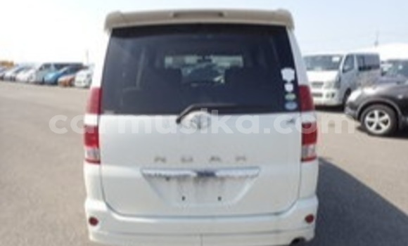 Acheter Occasion Voiture Toyota Noah Blanc à Beitbridge, Matabeleland South Acheter Occasion Voiture Toyota Noah Blanc à Beitbridge, Matabeleland South