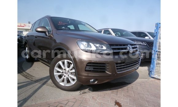 Tenga Imported Volkswagen Touareg Bhurawuni Mota in Import - Dubai in Harare Tenga Imported Volkswagen Touareg Bhurawuni Mota in Import - Dubai in Harare