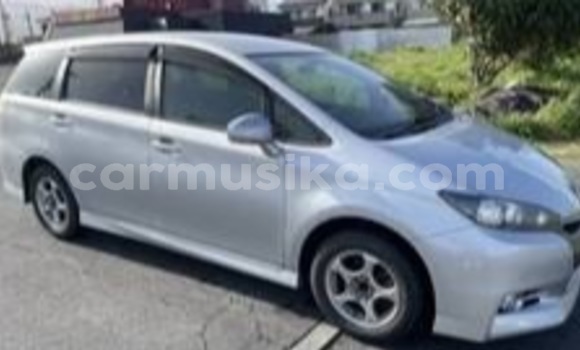 Nunua Ilio tumika Toyota Wish Fedha Gari ndani ya Beitbridge nchini Matabeleland Kusini Nunua Ilio tumika Toyota Wish Fedha Gari ndani ya Beitbridge nchini Matabeleland Kusini