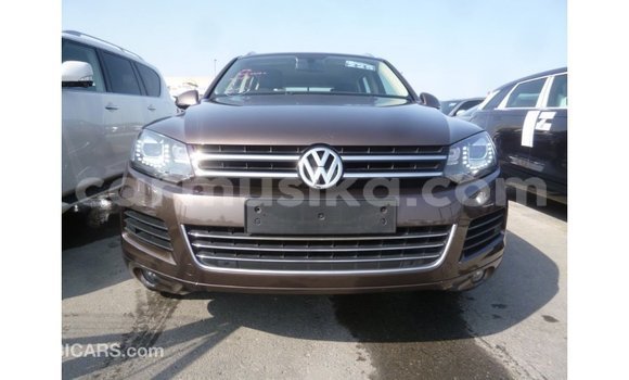 Tenga Imported Volkswagen Touareg Bhurawuni Mota in Import - Dubai in Harare Tenga Imported Volkswagen Touareg Bhurawuni Mota in Import - Dubai in Harare