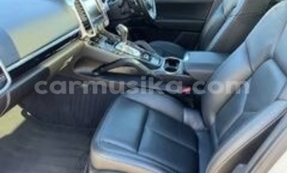 Buy Used Porsche Cayenne White Car in Beitbridge in Matabeleland South Buy Used Porsche Cayenne White Car in Beitbridge in Matabeleland South