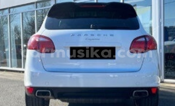 Buy Used Porsche Cayenne White Car in Beitbridge in Matabeleland South Buy Used Porsche Cayenne White Car in Beitbridge in Matabeleland South