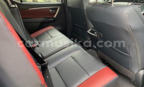 Acheter Occasion Voiture Toyota Fortuner Beige à Beitbridge, Matabeleland South Acheter Occasion Voiture Toyota Fortuner Beige à Beitbridge, Matabeleland South