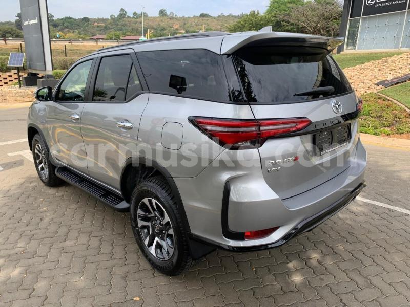 Big with watermark toyota fortuner matabeleland south beitbridge 33047