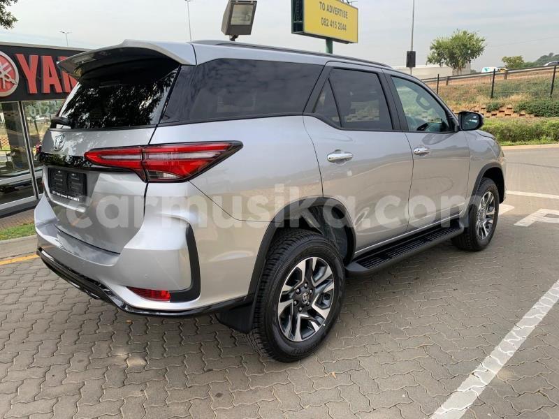 Big with watermark toyota fortuner matabeleland south beitbridge 33047