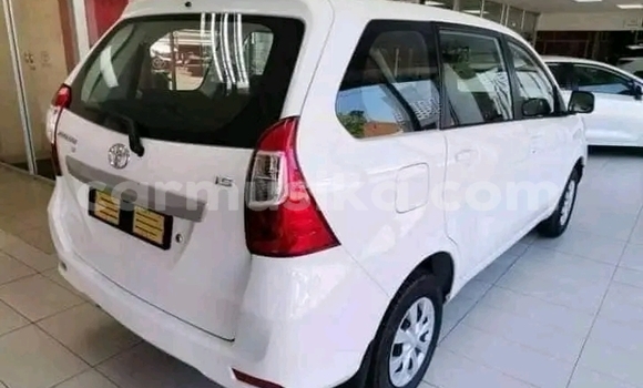 Buy Used Toyota Avanza White Car in Beitbridge in Matabeleland South Buy Used Toyota Avanza White Car in Beitbridge in Matabeleland South