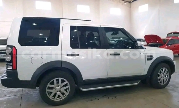 Buy Used Range Rover Range Rover White Car in Beitbridge in Matabeleland South Buy Used Range Rover Range Rover White Car in Beitbridge in Matabeleland South