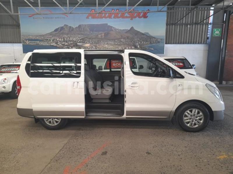 Big with watermark hyundai h1 matabeleland south beitbridge 33060