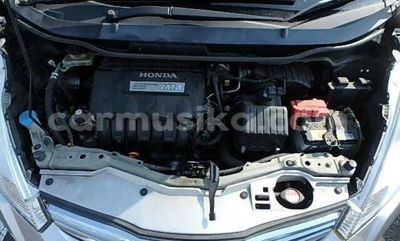 Acheter Occasion Voiture Honda Fit Gris à Beitbridge, Matabeleland South Acheter Occasion Voiture Honda Fit Gris à Beitbridge, Matabeleland South