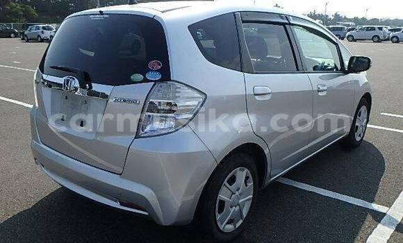 Acheter Occasion Voiture Honda Fit Gris à Beitbridge, Matabeleland South Acheter Occasion Voiture Honda Fit Gris à Beitbridge, Matabeleland South