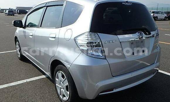 Acheter Occasion Voiture Honda Fit Gris à Beitbridge, Matabeleland South Acheter Occasion Voiture Honda Fit Gris à Beitbridge, Matabeleland South