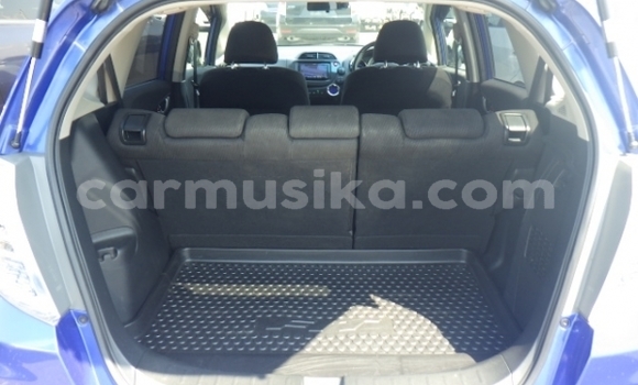 Buy Used Honda Fit Blue Car in Beitbridge in Matabeleland South Buy Used Honda Fit Blue Car in Beitbridge in Matabeleland South
