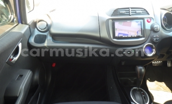 Buy Used Honda Fit Blue Car in Beitbridge in Matabeleland South Buy Used Honda Fit Blue Car in Beitbridge in Matabeleland South