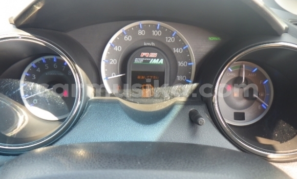 Buy Used Honda Fit Blue Car in Beitbridge in Matabeleland South Buy Used Honda Fit Blue Car in Beitbridge in Matabeleland South