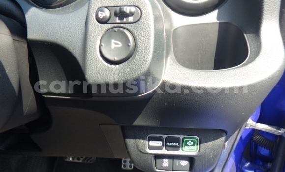 Buy Used Honda Fit Blue Car in Beitbridge in Matabeleland South Buy Used Honda Fit Blue Car in Beitbridge in Matabeleland South